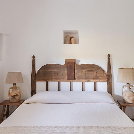 Trulli Del Bosco Bed & Breakfast Alberobello Exterior photo